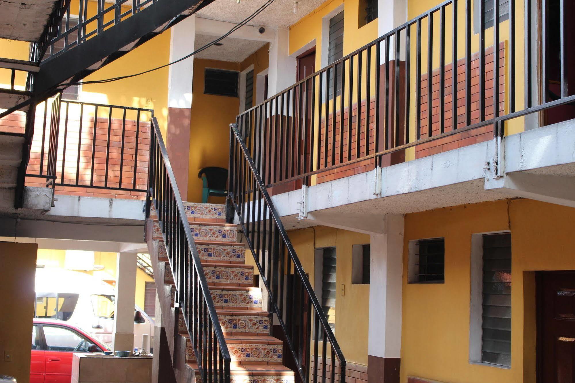 Hotel Pasadena II San Salvador Eksteriør billede